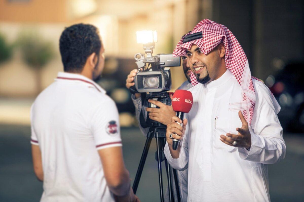 وائل طيب يقدم تقرير في قناة أم بي سي MBC